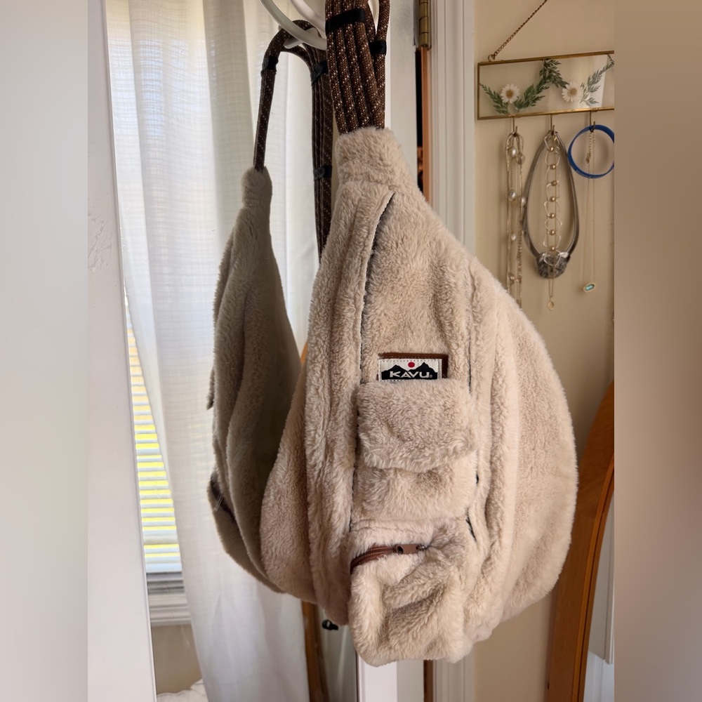 Kavu Cream Plush Sherpa Bag with Mountain Logo